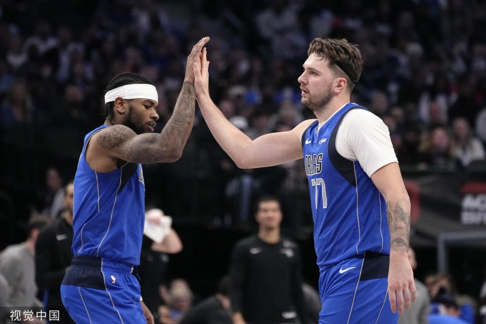 以其卓越的 以其卓越的